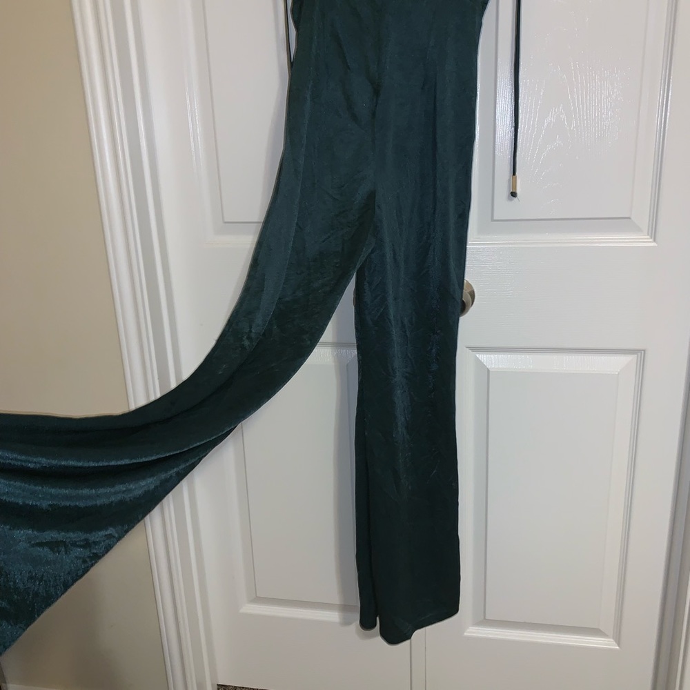 NWT JLUXLABEL Hunter Green Gold Tasseled Jumpsuit - Picture 10 of 13